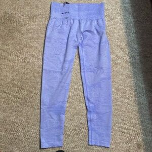 NVGTN Periwinkle Digital Seamless Leggings.  
NWT.